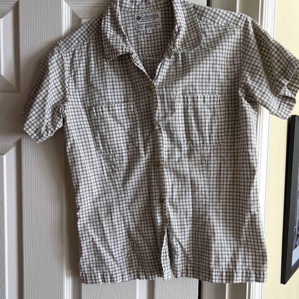 Women’s Columbia Shirt